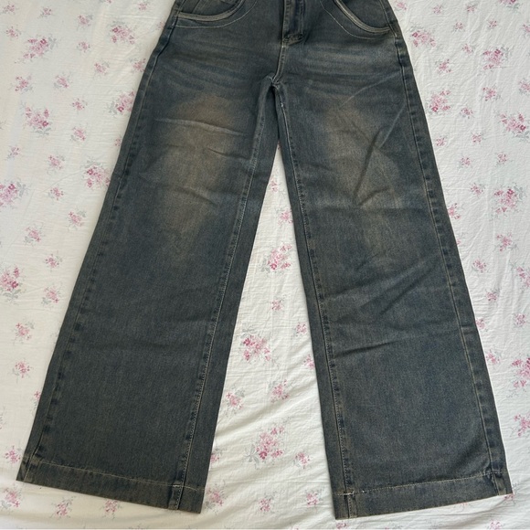🏖️Acubi vintage wash look wide leg high waisted jeans READ DESCRIPTION🏖️ - Picture 3 of 4